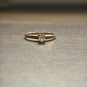 Diamond ring size 6